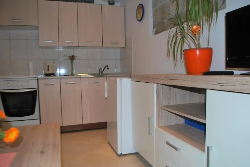 Apartment Lucija Cres